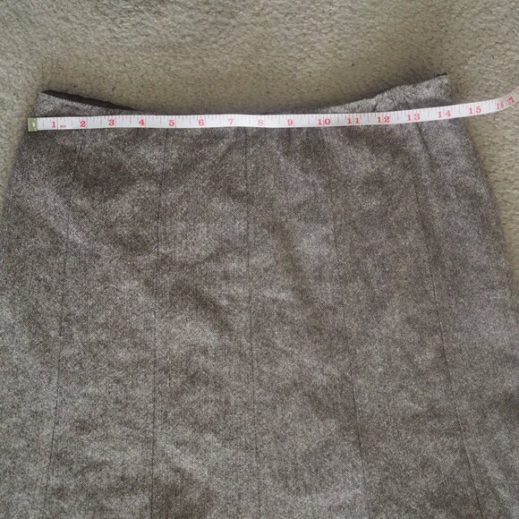 Talbots Brown and Gray Wool Blend Skirt with Crocheted Lace Hem Lined Size 6 - Picture 11 of 15